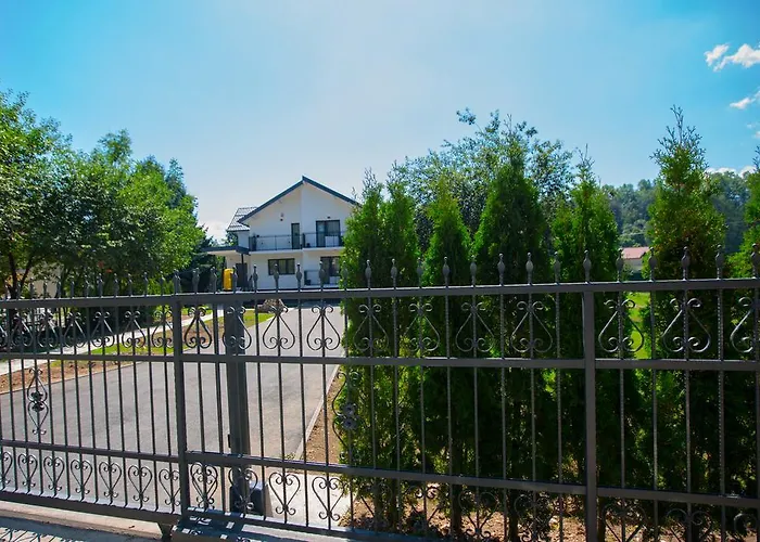 Villa Rose